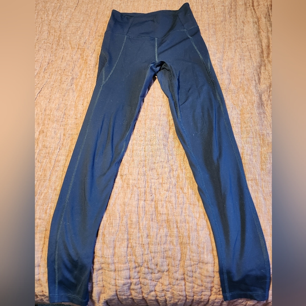 Girlfriend Collective Leggings in Navy - Small